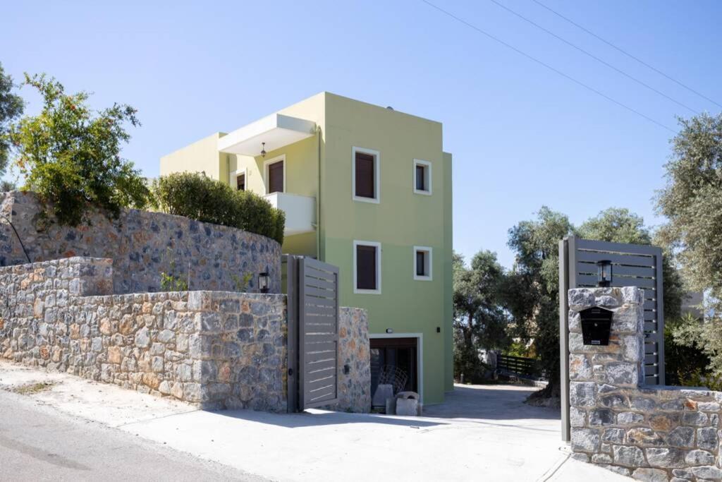 Verikokia Luxurious House With Garden Maroulás Exterior foto