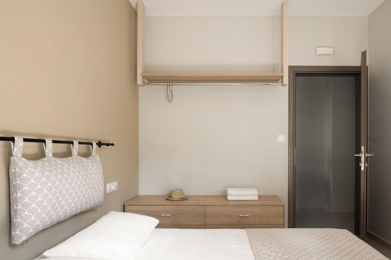 Verikokia Luxurious House With Garden Maroulás Exterior foto